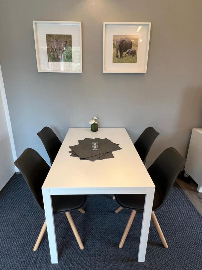 Ferienhaus Auszeit Mit Sauna Schwarz Exteriör bild