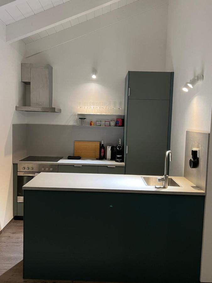 Ferienhaus Auszeit Mit Sauna Schwarz Exteriör bild