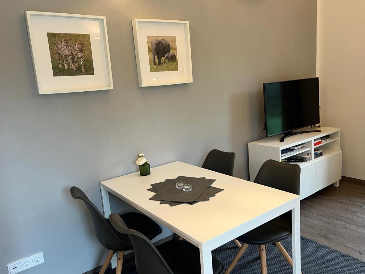 Ferienhaus Auszeit Mit Sauna Schwarz Exteriör bild
