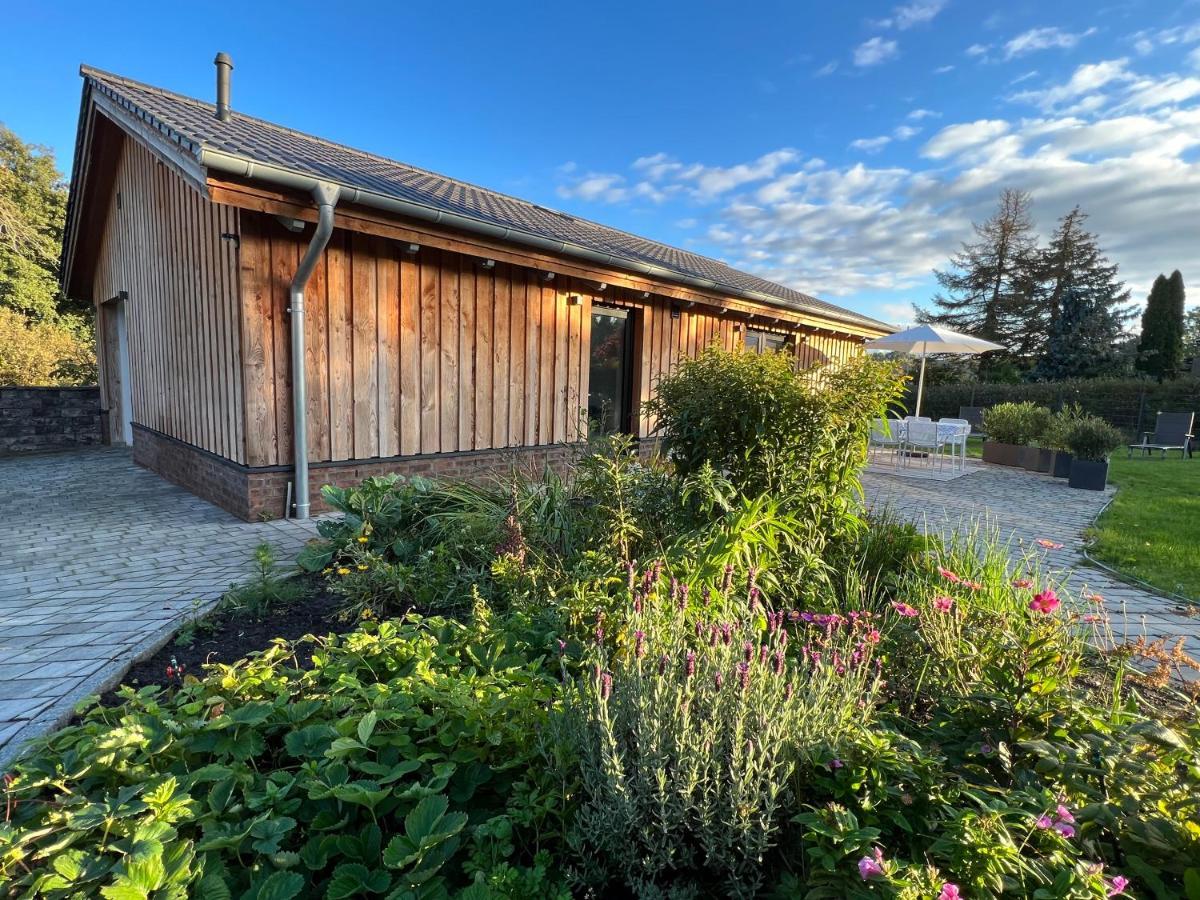 Ferienhaus Auszeit Mit Sauna Schwarz Exteriör bild
