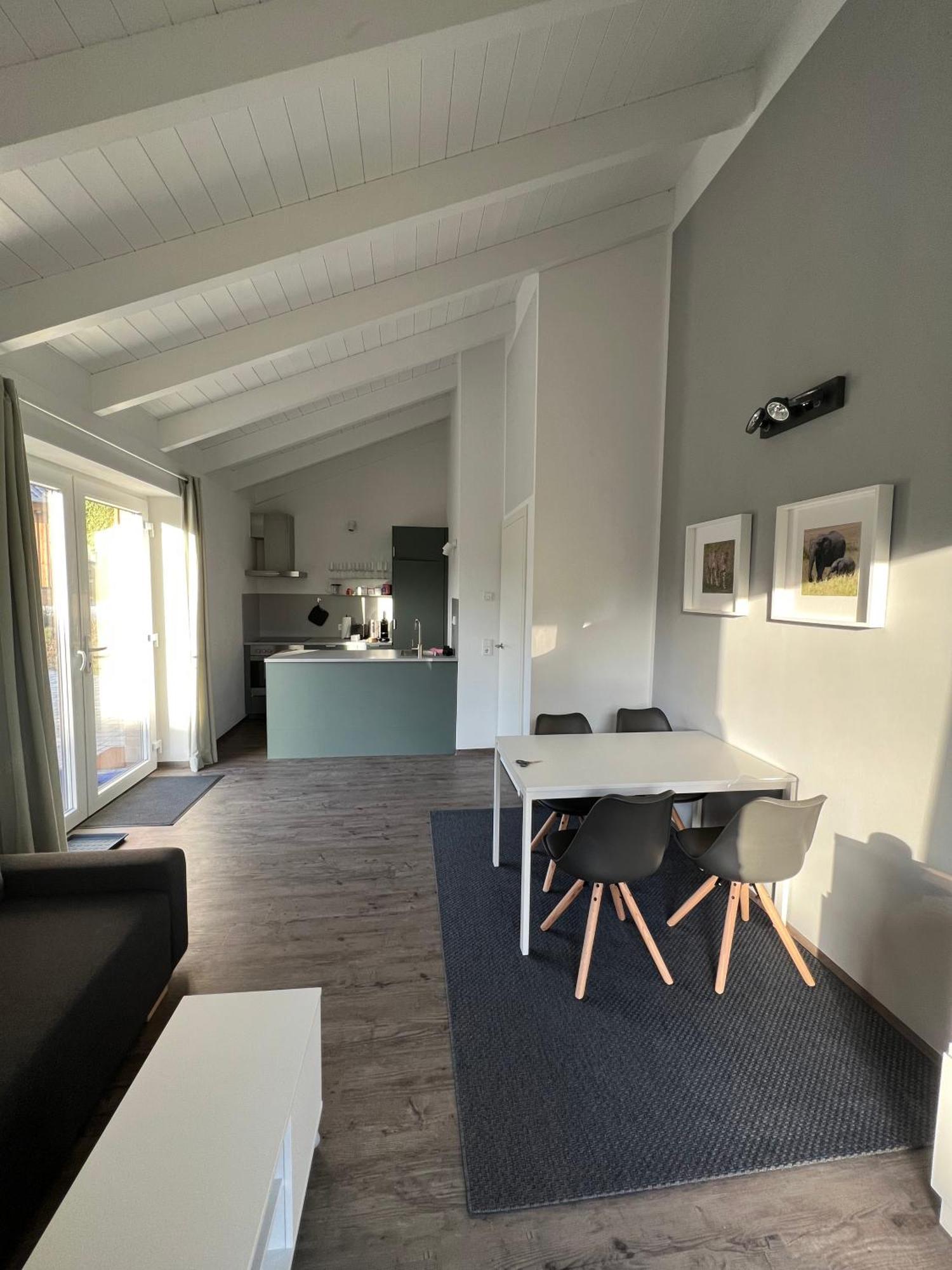 Ferienhaus Auszeit Mit Sauna Schwarz Exteriör bild
