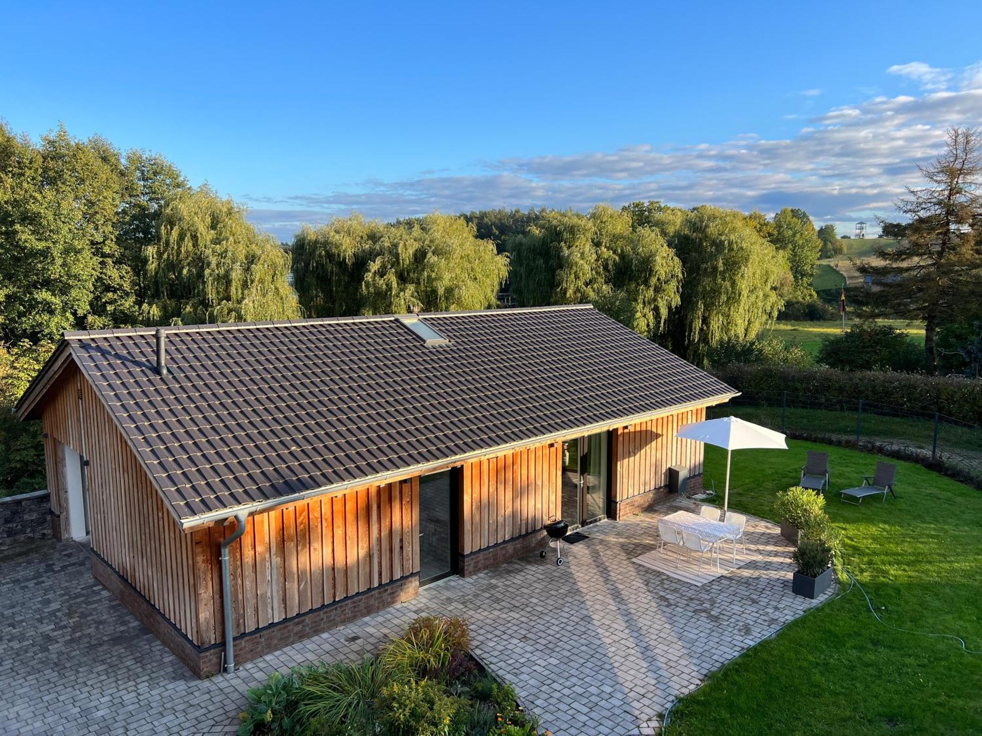 Ferienhaus Auszeit Mit Sauna Schwarz Exteriör bild